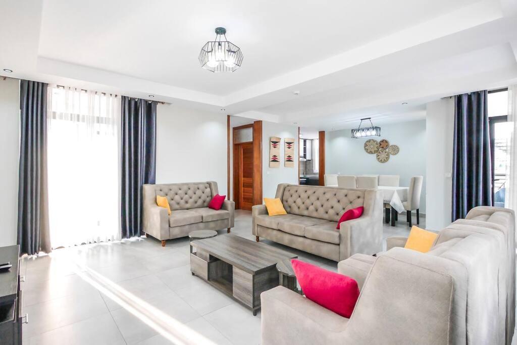 Ultra Modern Apartment In Nyarutarama Кігалі Екстер'єр фото