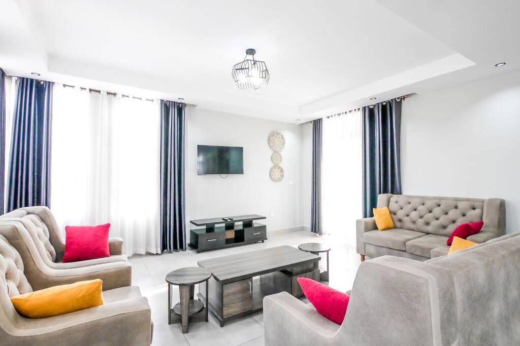 Ultra Modern Apartment In Nyarutarama Кігалі Екстер'єр фото